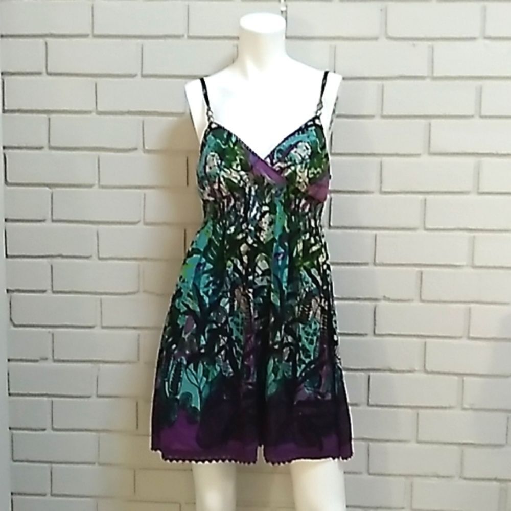 No Boundaries Vibrant Beaded Detail Mini Dress. Size Large (11-13) Juniors